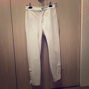 Brand new LYSSE Capris